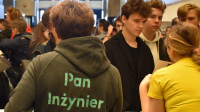  Student PW w bluzie "Pan Inżynier"