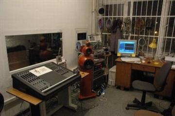 Laboratorium badawcze Dźwiękowej Techniki Studyjnej